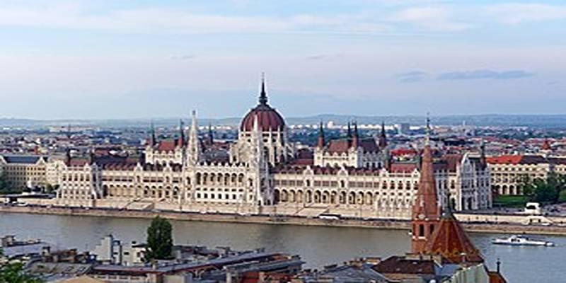 10 Things First-Time Visitors Should Know Before Going to Budapest