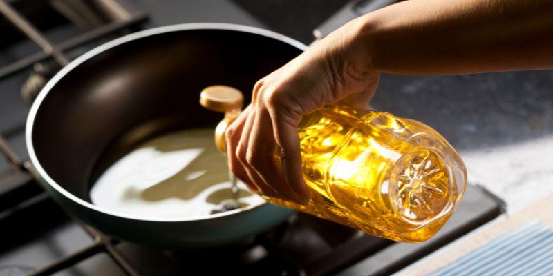 What Are the Pros and Cons of Different Cooking Oils?